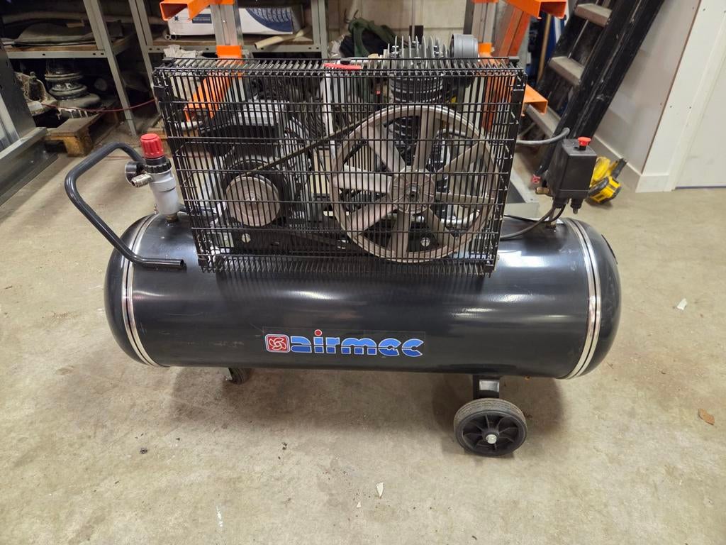 Airmec compressor 150l, Ophalen