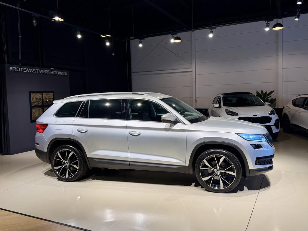 Skoda Kodiaq 1.4 TSI ACT Style DSG Navi|Camera|ACC|LED Zilve, Stof, Gebruikt, Huisgarantie, 4 cilinders