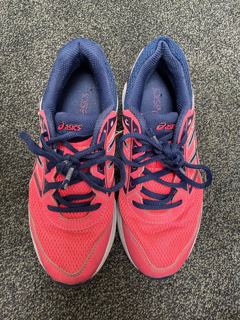 Asics Gel mt 35, zgan, Hardloopschoenen, Ophalen of Verzenden, Zo goed als nieuw, Hardlopen
