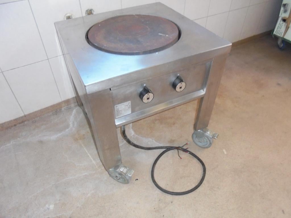 Fornuis, elektrisch fornuis, 1 pit fornuis. Buderus., Ophalen, Gebruikt, Minder dan 85 cm, 3 kookzones of minder