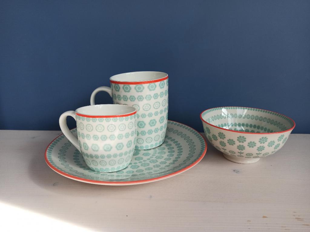 4-delige set Orient - in nieuwstaat (afhaalprijs), Ophalen, Zo goed als nieuw, Overige stijlen, Porselein