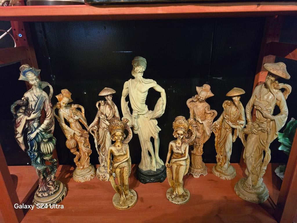 9x Chinese Beelden ( speksteen), Ophalen