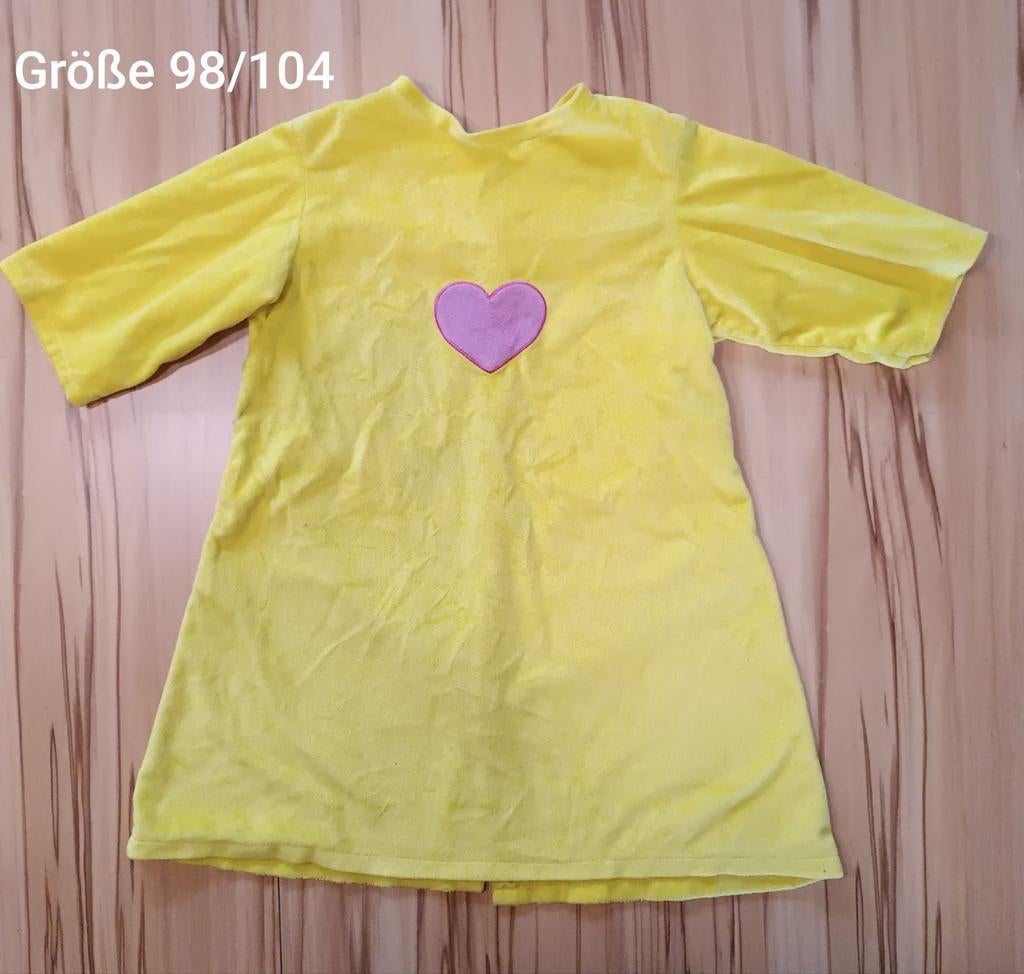 Bumba kostuums maat 110/116, Ophalen