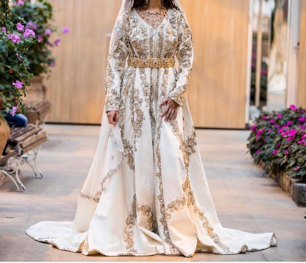 Lebsa takshita takchita ziana bruids jurk, Ophalen, Zo goed als nieuw, Trouwjurk