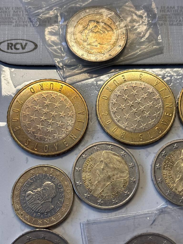 Verschillende euromunten 1 2 en 3 euro, Postzegels en Munten, Munten | Europa | Euromunten, Ophalen of Verzenden, Overige landen