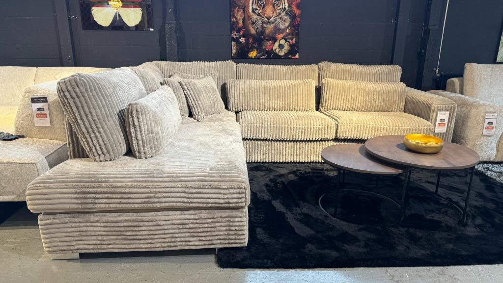 Direct leverbaar | Prachtige ribfluweel hoekbank | Utrecht, Huis en Inrichting, Banken | Bankstellen, Ophalen, Hoekbank, 150 cm of meer