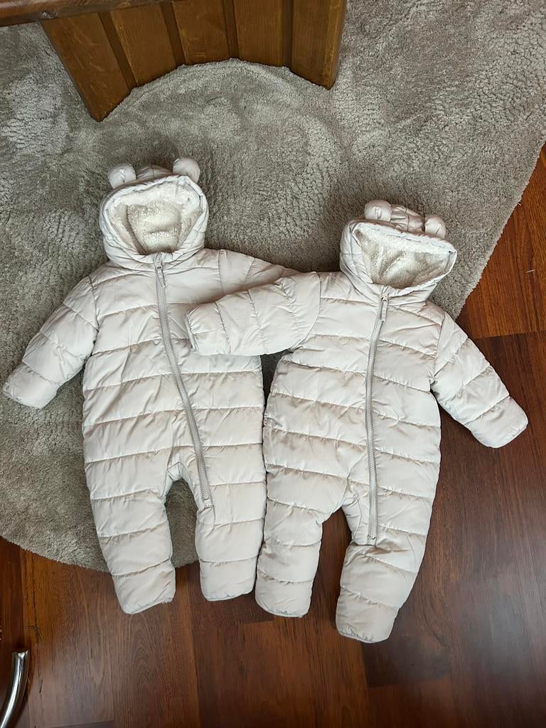 2x baby winterpak / sneeuwpak / skipak maat 74 voor tweeling, Kinderen en Baby's, Ophalen of Verzenden, Zo goed als nieuw, Kleding