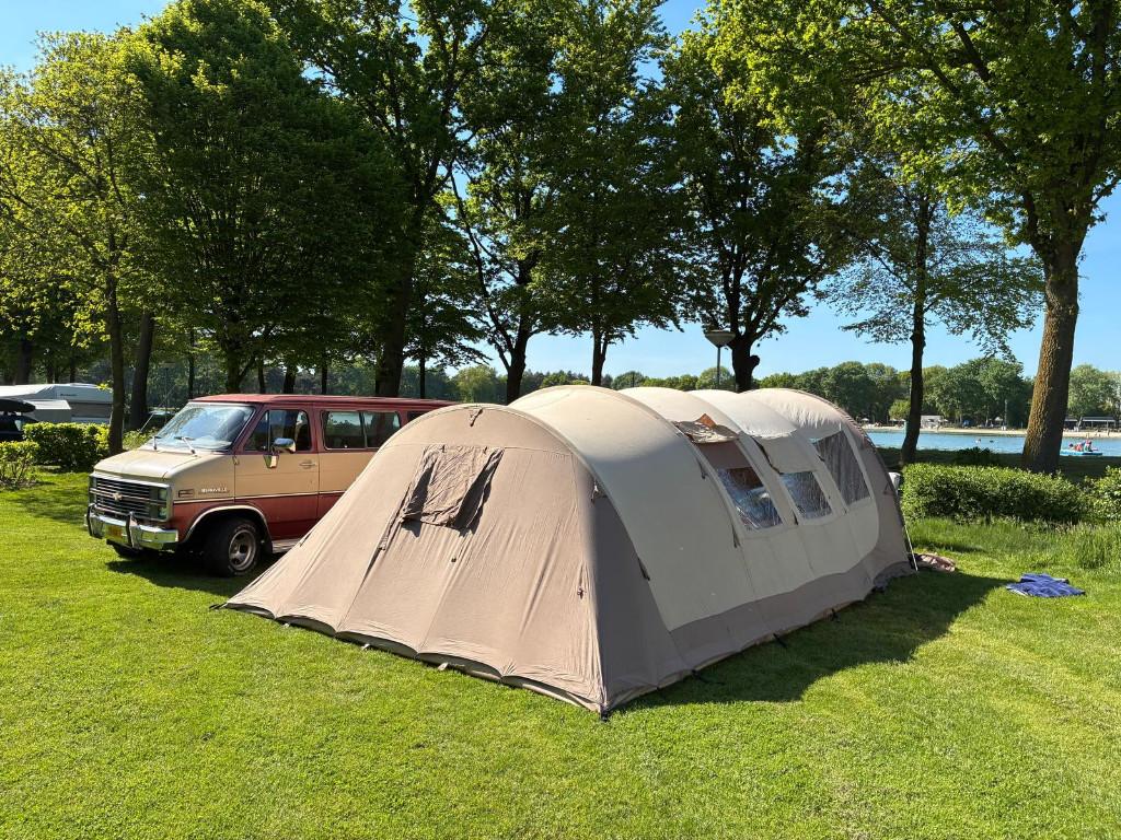 Bardani 6 persoons tent inclusief toebehoren, Caravans en Kamperen, Tenten, Ophalen, Zo goed als nieuw, Tot en met 6