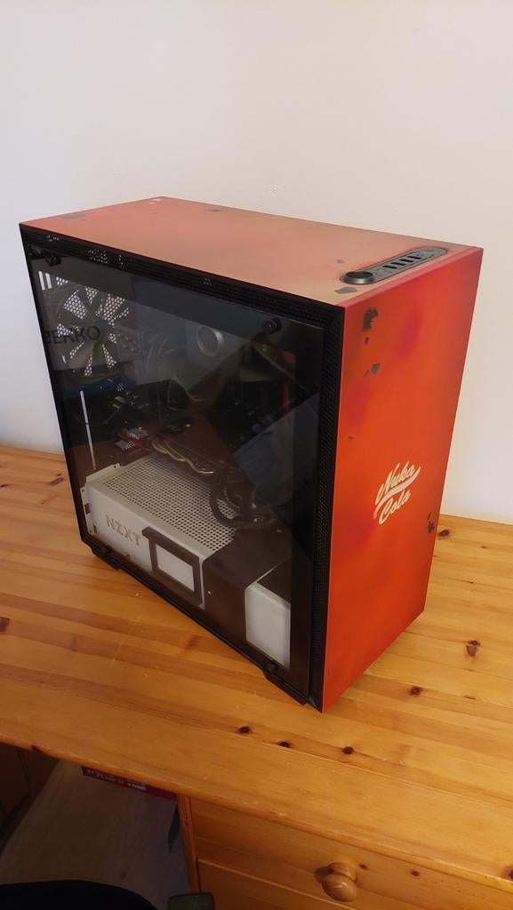 Zeldzame NZXT H700 Nuka Cola Editie, Ophalen of Verzenden, Gebruikt