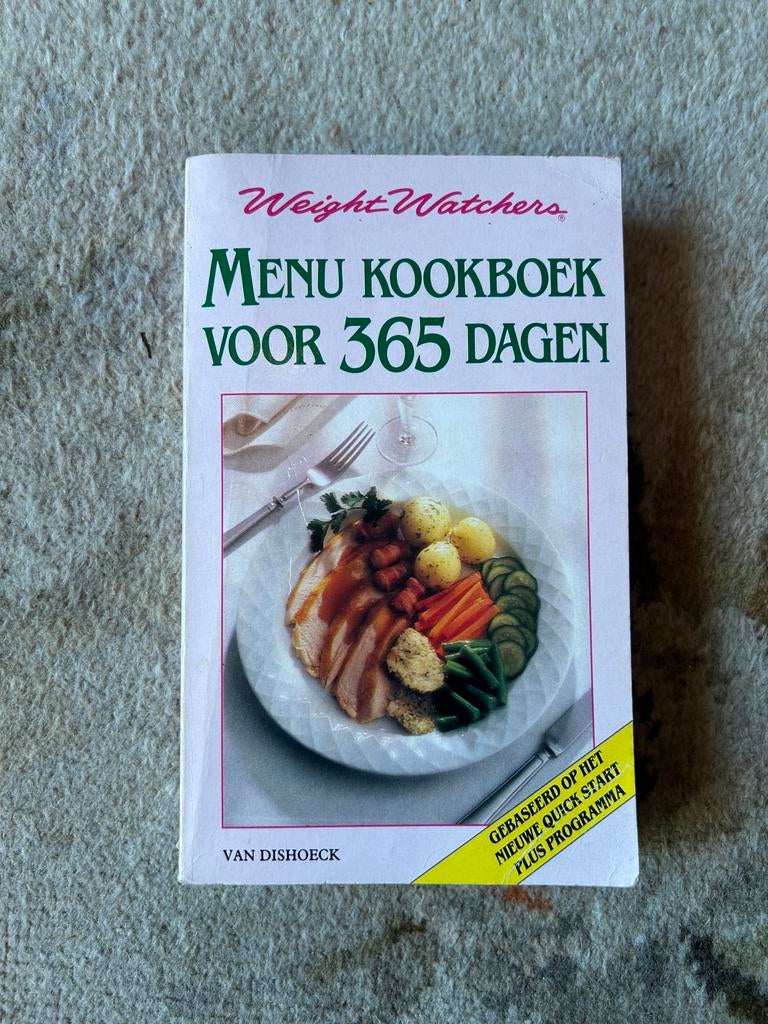 Weight Watchers Menu Kookboek 365 Dagen (1988), Gelezen, Hoofdgerechten, Ophalen of Verzenden, Europa