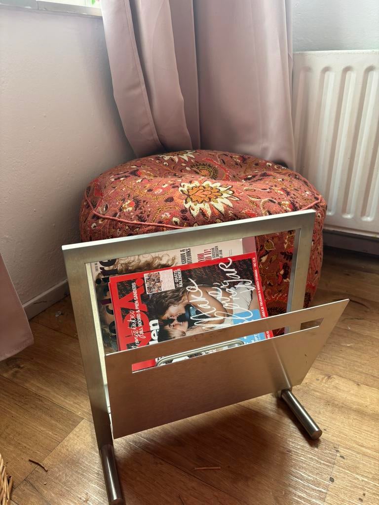 Tijdschriftenrek, Ophalen of Verzenden, Zo goed als nieuw