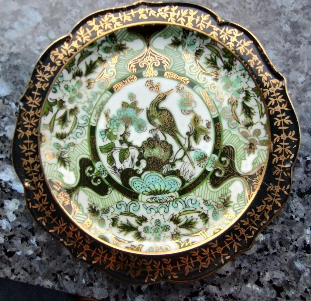 Saji Japan fijn porseleinen bordje met Vogel, Ophalen of Verzenden