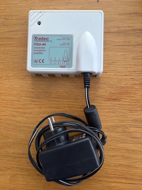 Tratec FDU-44 Breedband Versterker, Ophalen, Gebruikt, 120 watt of meer, Overige merken