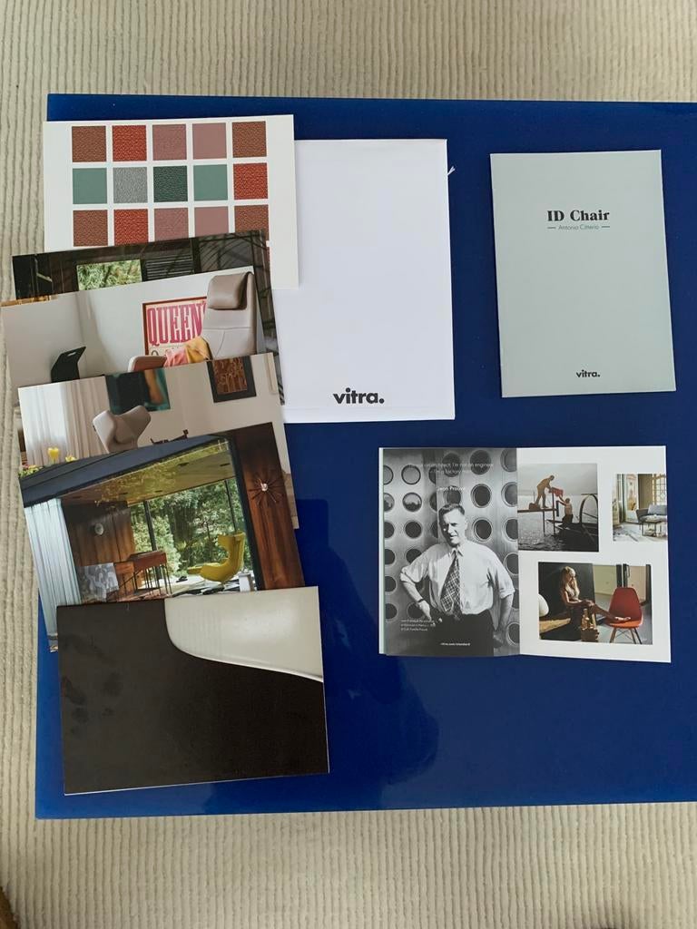 Vitra Folders en Poster, Ophalen, Zo goed als nieuw, Interieur en Design