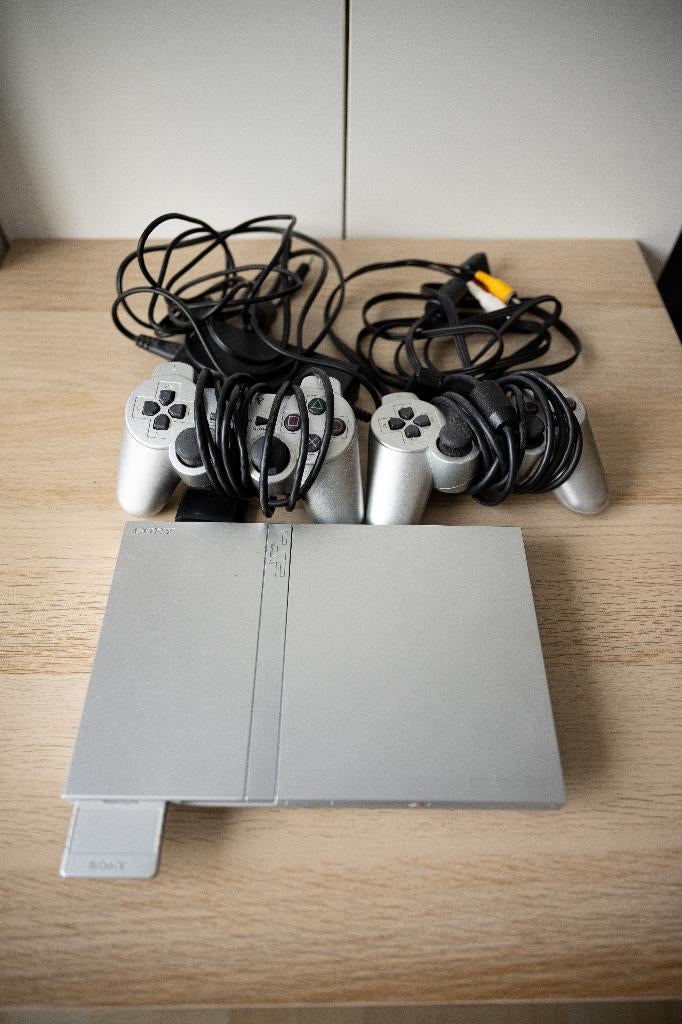 Playstation 2 inclusief microfoon en games, Overige genres, 2 spelers, Ophalen of Verzenden, Zo goed als nieuw