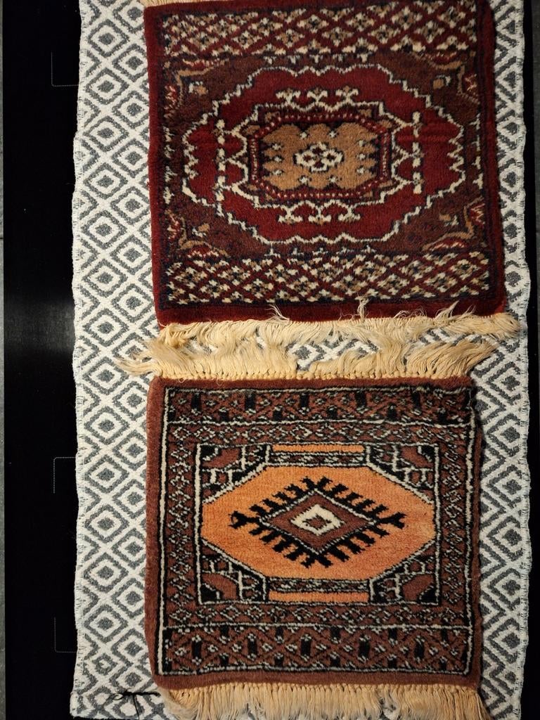 Perzisch tafelkleed, Ophalen