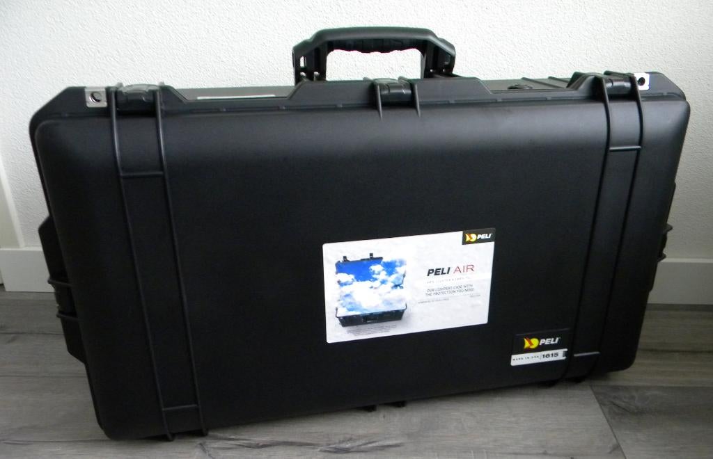 Zwarte Peli Air Case 1615 met trolley in 4 uitv. va € 454.00, Ophalen of Verzenden, Nieuw, Overige typen, Overige merken