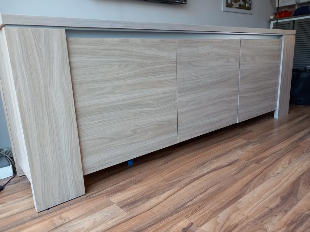 Wandmeubel zo goed als nieuw - 253cm breed, Huis en Inrichting, Kasten | Buffetkasten, Ophalen, Overige materialen, Met deur(en)