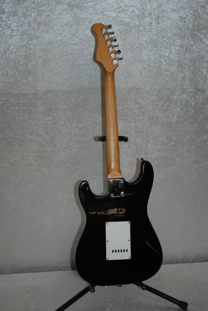 Bradley Stratocaster model gitaar met nieuwe snaren, Gebruikt, ., Ophalen of Verzenden, .