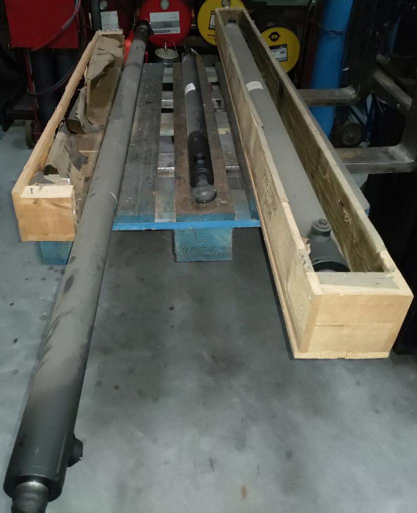 Diverse - dubbelwerkende hydraulische cilinders/cylinders, Doe-het-zelf en Verbouw, Gereedschap | Machine-onderdelen en Toebehoren