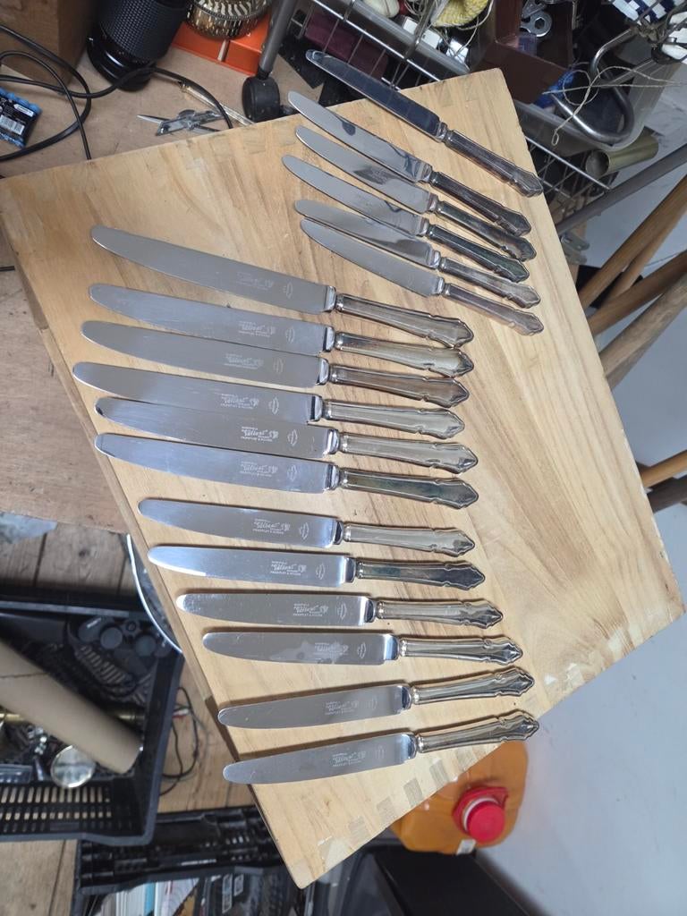 Priestley & Moore Sheffield Valiant Bestekset in Houten Lade, Ophalen of Verzenden