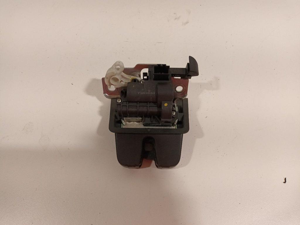 Slot mechaniek kofferdeksel achterklep elektrisch Volkswagen, Auto-onderdelen, Onderdelen@venauto.nl, Van der Ven Autorecycling B.V.