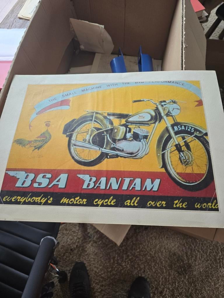 BSA Bantam Poster - Vintage Motorreclame 2 stuks, Antiek en Kunst, Kunst | Etsen en Gravures, Ophalen of Verzenden