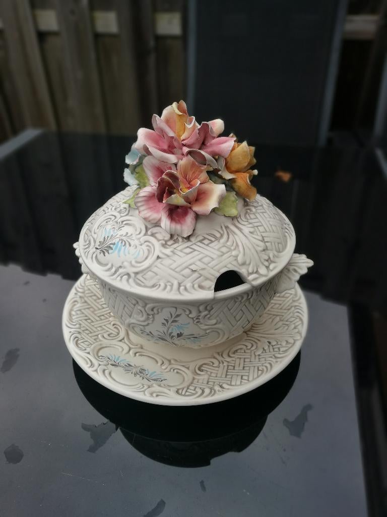 Bassano Italiaanse antiek porselein soepterrine, Antiek en Kunst, Ophalen of Verzenden