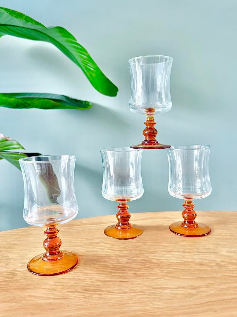 4 okergele Franse borrelglazen wijnglazen, Ophalen of Verzenden, Gebruikt