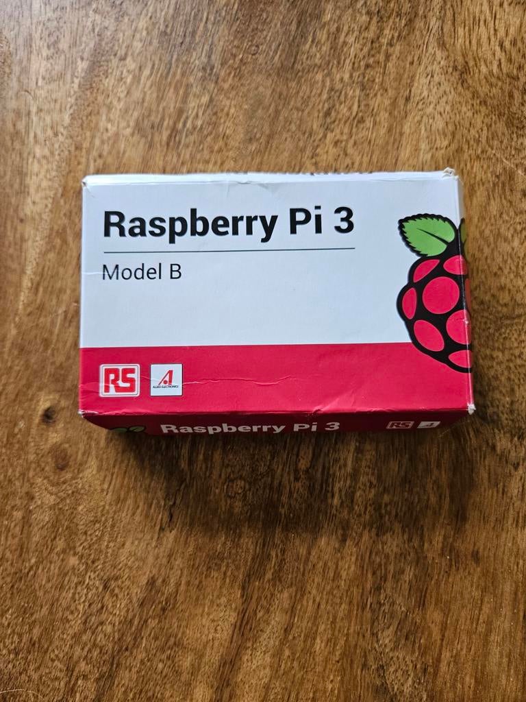 Raspberry Pi 3 Model B - Microcomputer, Computers en Software, Desktop Pc's, Ophalen, Gebruikt, Minder dan 4 GB, Broadcom BCM2837