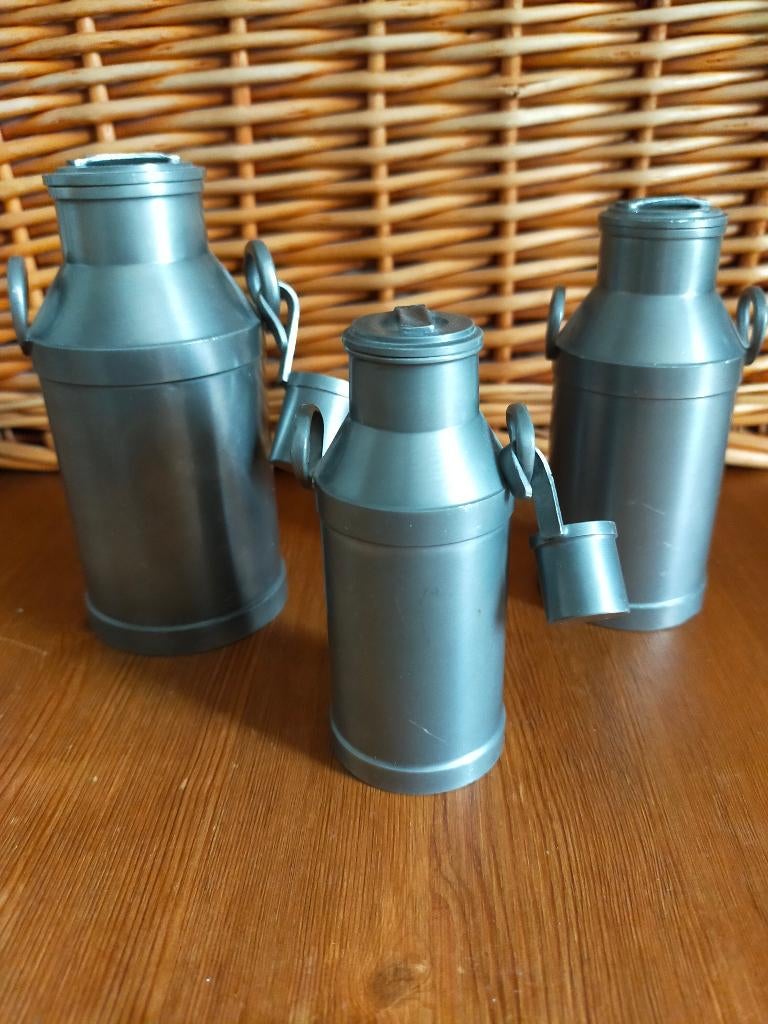 Te koop: 3x Tinnen melk kannetjes, Ophalen of Verzenden