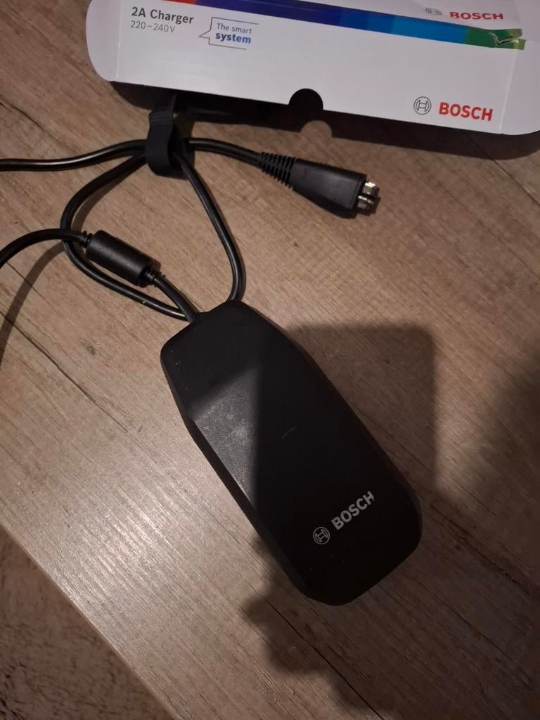 Bosch lader e-bike, Fietsen en Brommers, Ophalen of Verzenden, Zo goed als nieuw, Overige merken