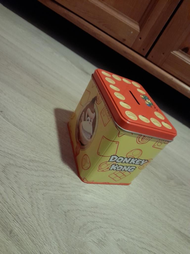 Super mario Donkey kong spaarblik, Ophalen of Verzenden, Zo goed als nieuw, Overige