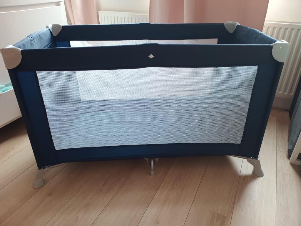 Camping bed safety first - met mogelijk extra matras, Ophalen, Zo goed als nieuw, Minder dan 140 cm, Matras