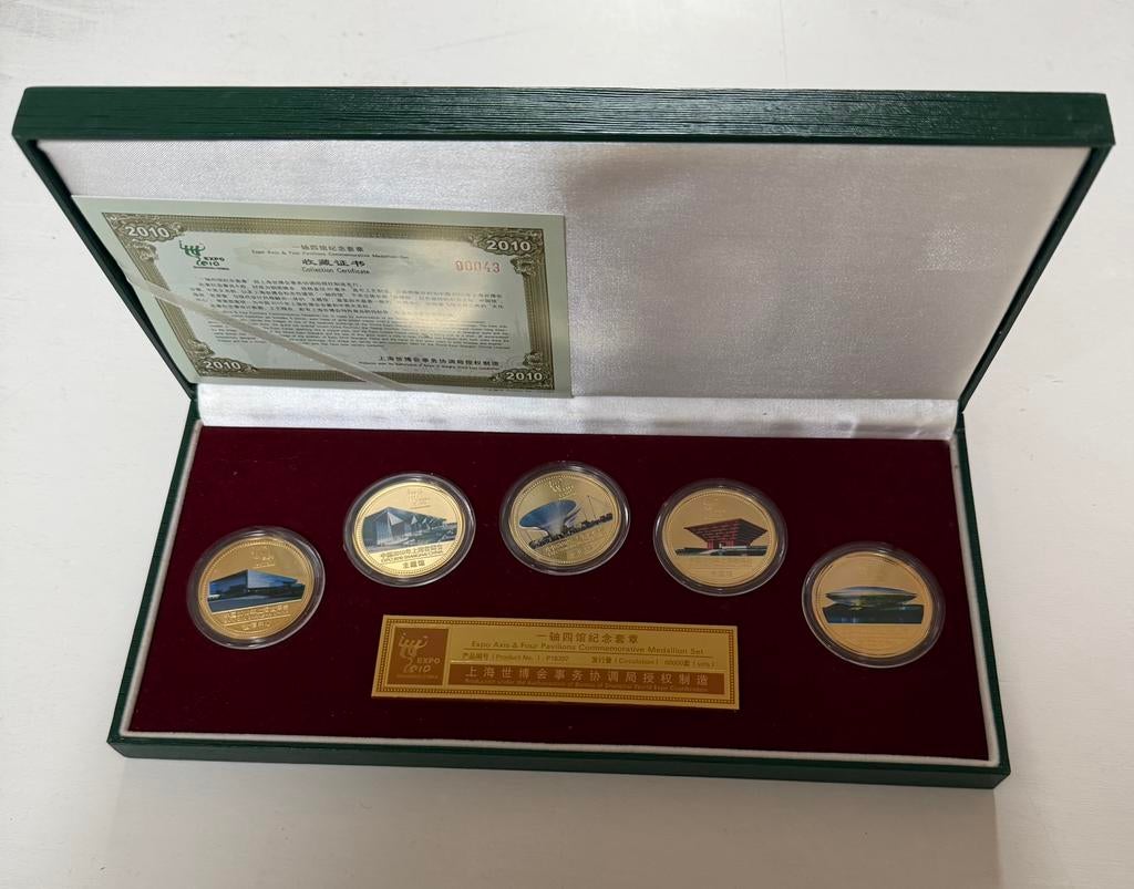 A 2010 Shanghai Expo Commemorative Medal Set., Postzegels en Munten, Ophalen of Verzenden, Overige materialen