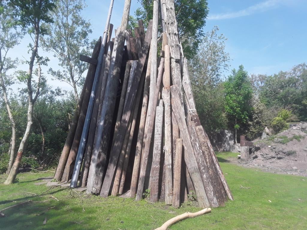 Diverse rondhout, Ophalen, Minder dan 180 cm, Palen, Hardhout