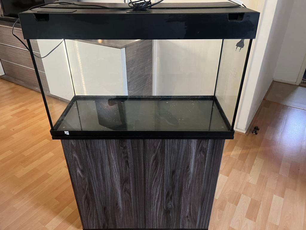 Juwel aquarium met kast, filter, pomp en accessoires, Dieren en Toebehoren, Vissen | Aquaria en Toebehoren, Ophalen, Gebruikt