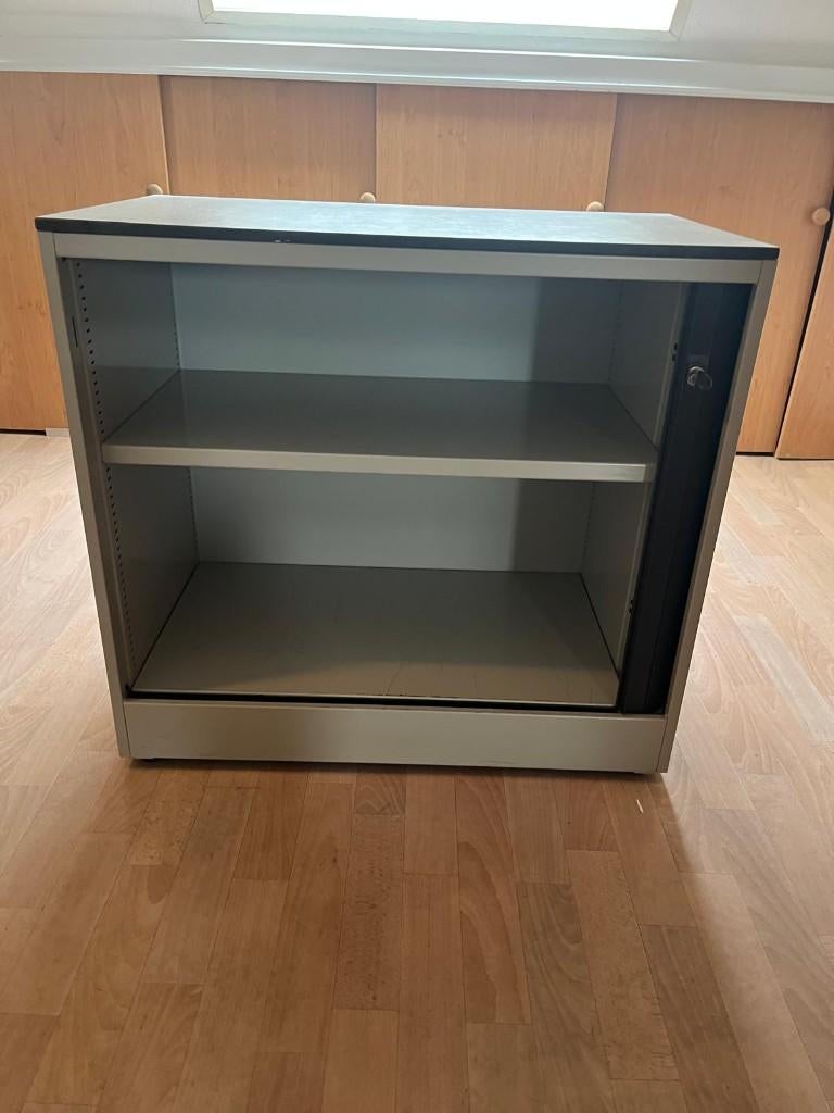 kasten, Ophalen, Zo goed als nieuw