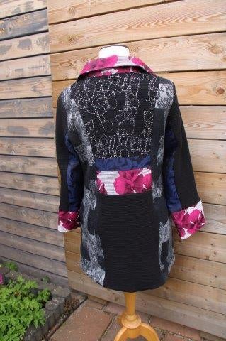 Jas zwart/rose/blauw/grijs Joseph Ribkoff mt 38/40 OPRUIMING, Maat 38/40 (M), Blauw, Joseph Ribkoff, Ophalen of Verzenden