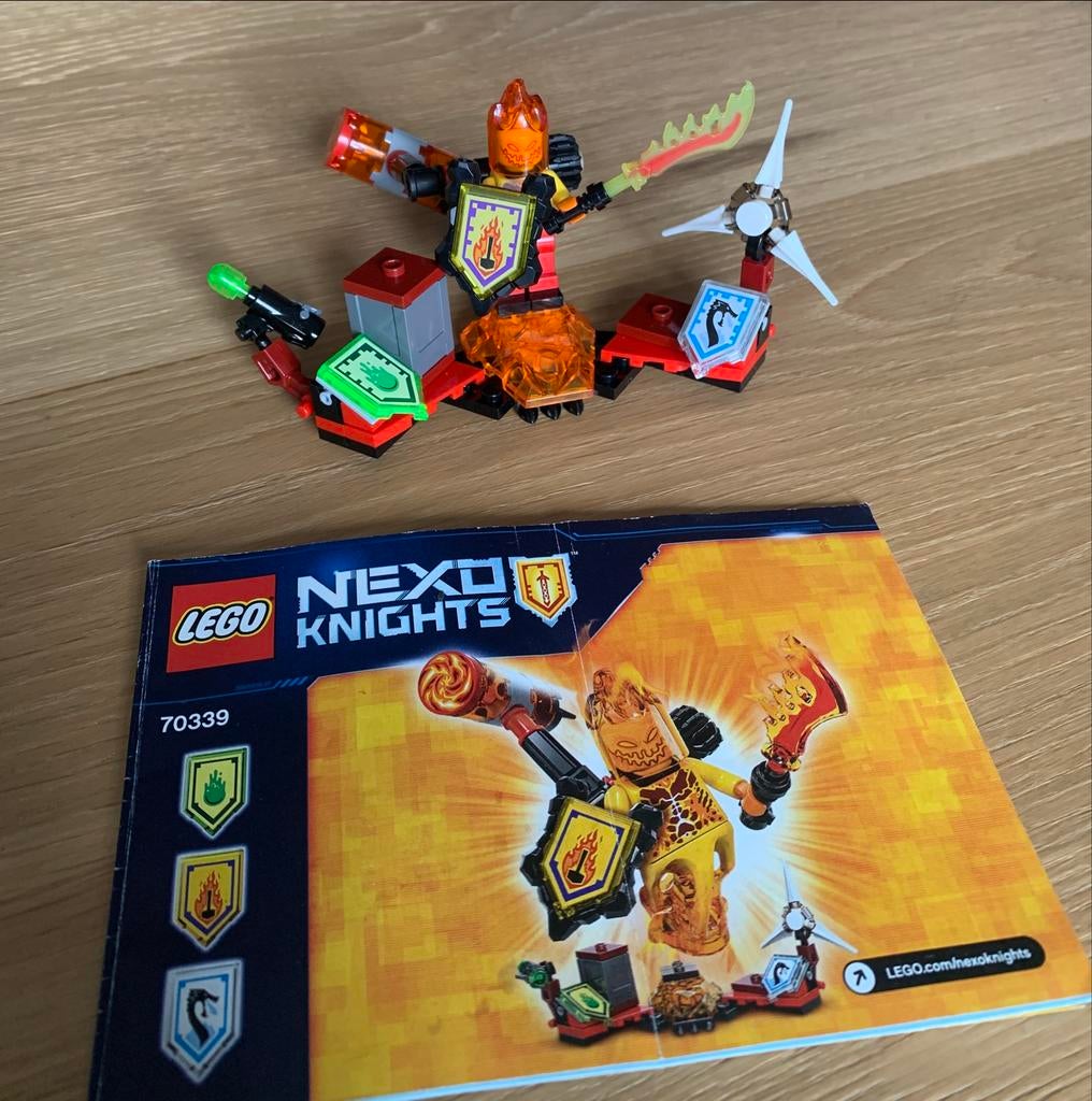 Lego Nexo Knights 70339 Ultimate Flama met instructies, Gebruikt, Lego, Ophalen of Verzenden, Complete set