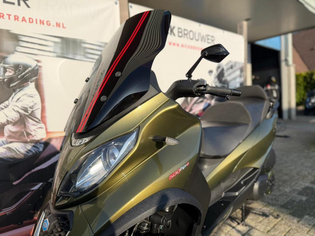 Piaggio MP3 500 HPE | 2018 | 29.927 km | Olive Gold | Handva - foto 2