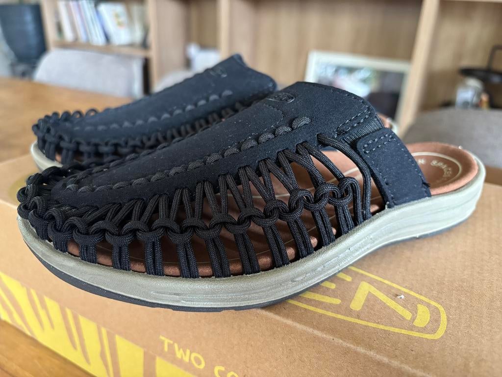 Keen Uneek Slide II W dames Slippers/instappers mt36  nieuw, Zwart, Nieuw, Sandalen of Muiltjes, Ophalen of Verzenden