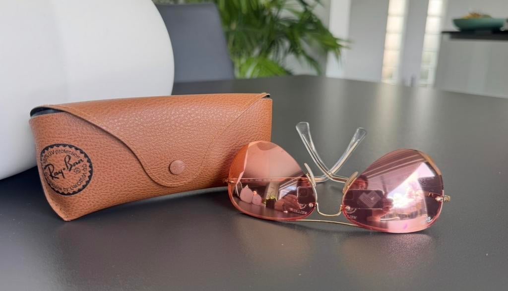 Ray-Ban Pilotenbril met Roze Glazen, Sieraden, Tassen en Uiterlijk, Zonnebrillen en Brillen | Dames, Zonnebril, Ophalen of Verzenden