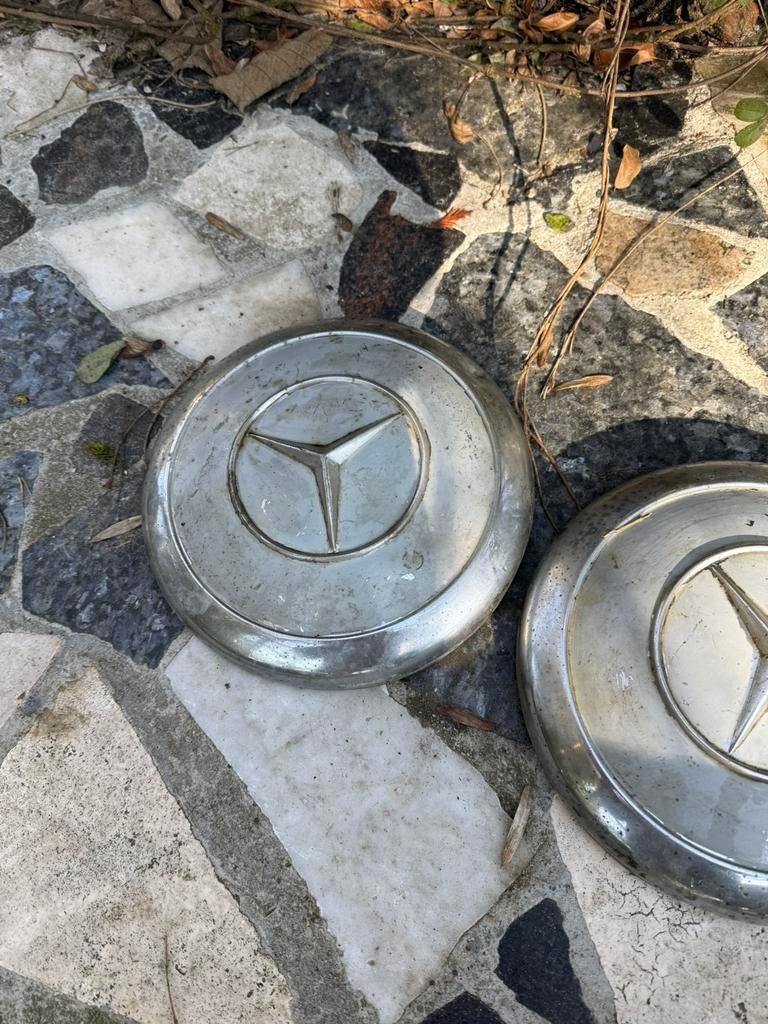 Mercedes Benz  wieldoppen voor klassieker, Ophalen of Verzenden, Gebruikt