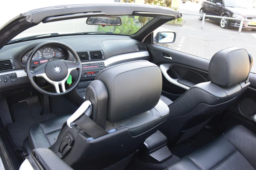 BMW 3 Serie Cabrio 318Ci Executive Automaat Leer Titansilver, Automaat, Achterwielaandrijving, Cabriolet, 4 stoelen