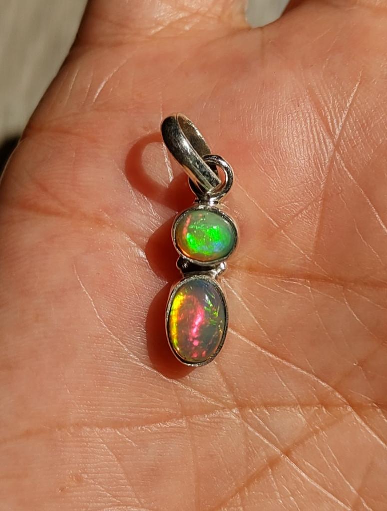 925 zilveren hanger met natuurlijke Ethiopische Opaal steen, O.T., Nieuw, Ophalen of Verzenden, Orientaltemptation@hotmail.com