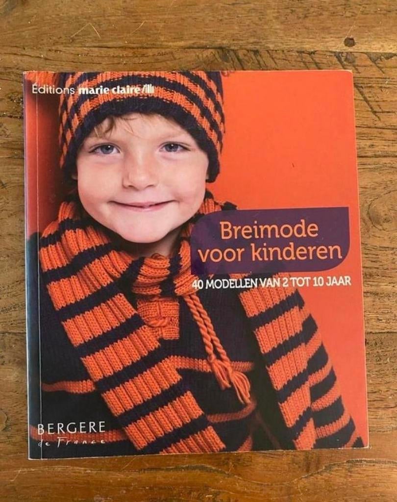 Breiboek: 40 Kindermodellen (2-10 jaar), Hobby en Vrije tijd, Breien en Haken, Ophalen of Verzenden, Zo goed als nieuw, Breien