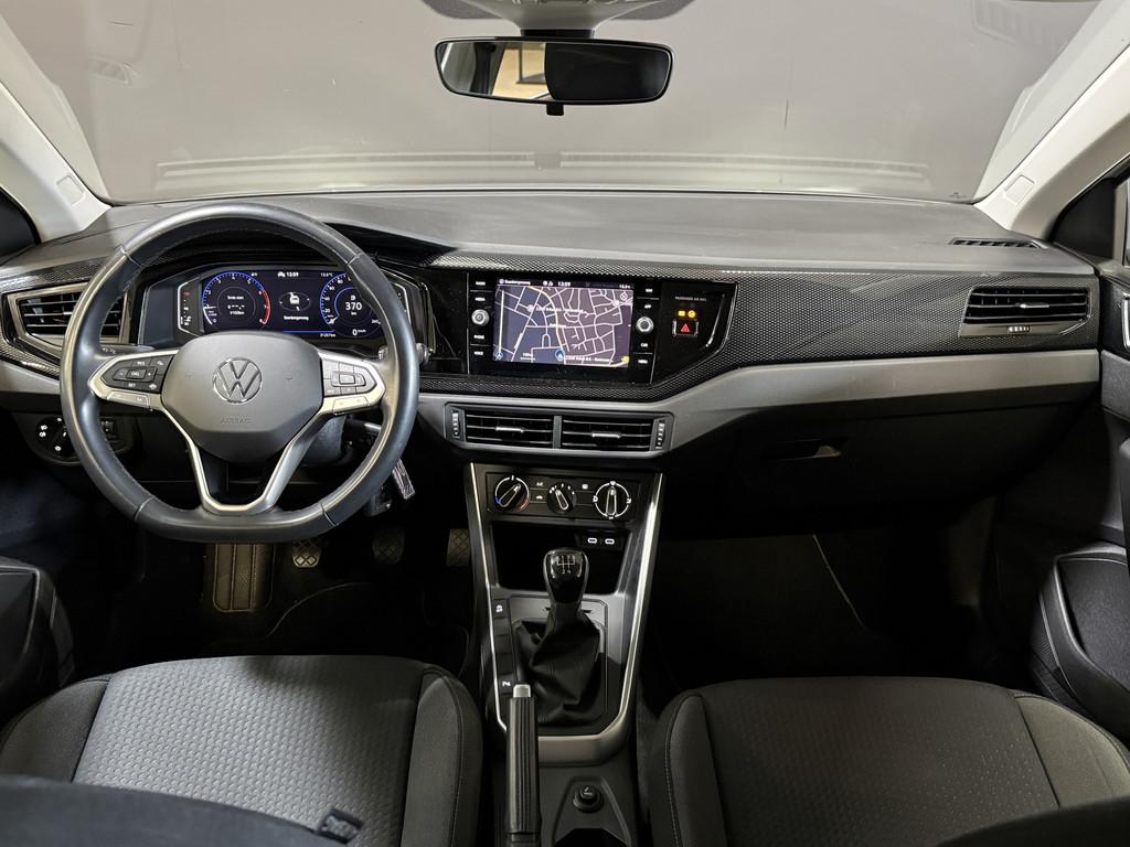 Volkswagen Taigo 1.0 TSI Life | Camera | Apple Carplay | Uit, Stof, Gebruikt, 610 kg, 49 €/maand