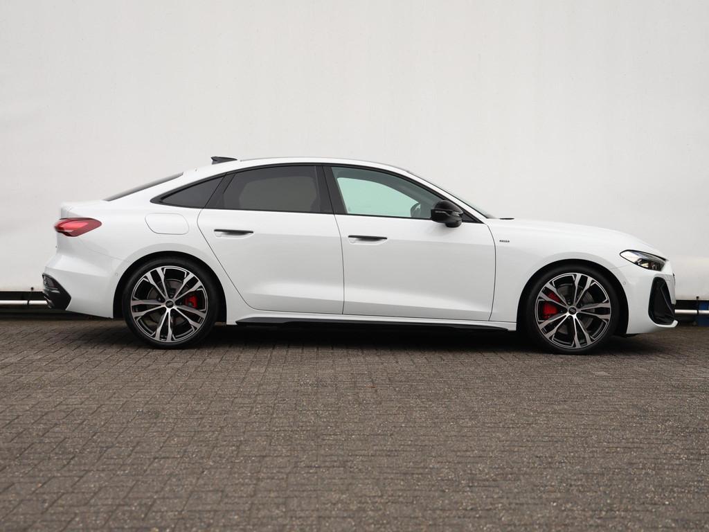 Audi A5 Limousine 2.0 e-hybrid quattro S edition 299pk | Pan, Automaat, Stof, Gebruikt, 4 cilinders