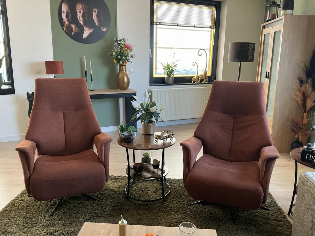 2 mooie relax fauteuils 1,5 jaar oud, Minder dan 75 cm, Ophalen of Verzenden, Zo goed als nieuw, Stof